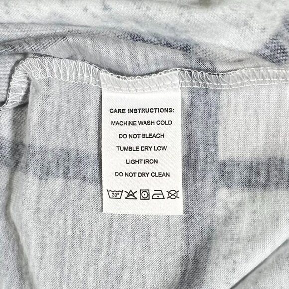 Exclusive ❤ - Women's Size M - Blue, Grey & White Square Design - Short Sleeve - Picture 5 of 10